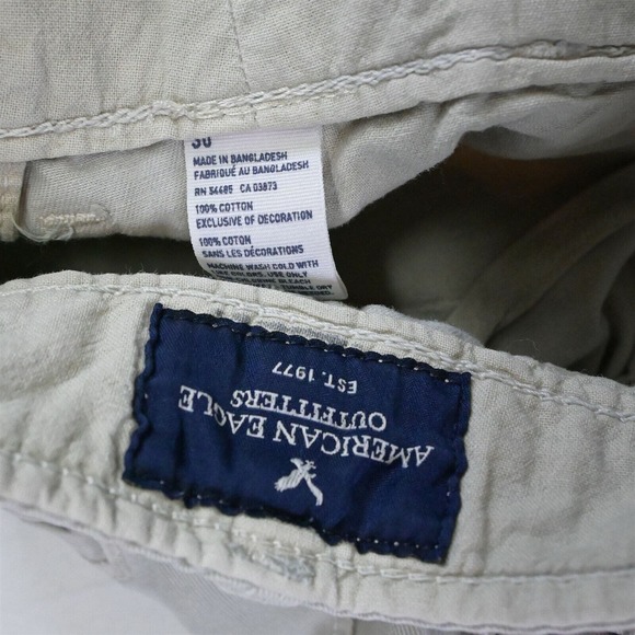 American Eagle 30 x 10" Stone Khaki Flat Front 100% Cotton‎ Chino Shorts - Picture 3 of 5